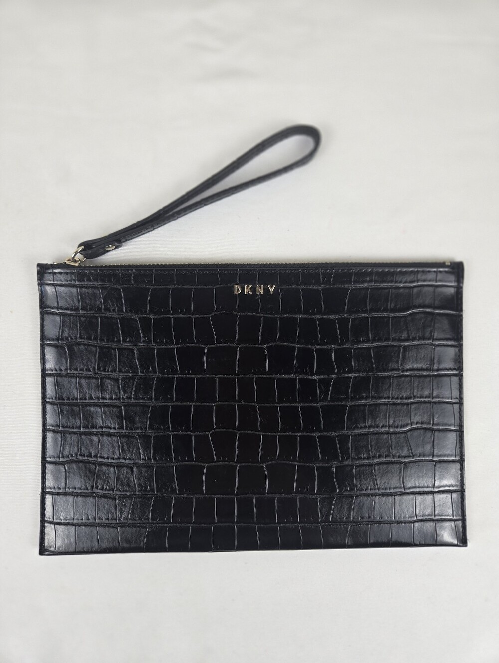 DKNY Black Croc Embossed Wristlet Clutch Top Zipper Logo Lined Minimalist